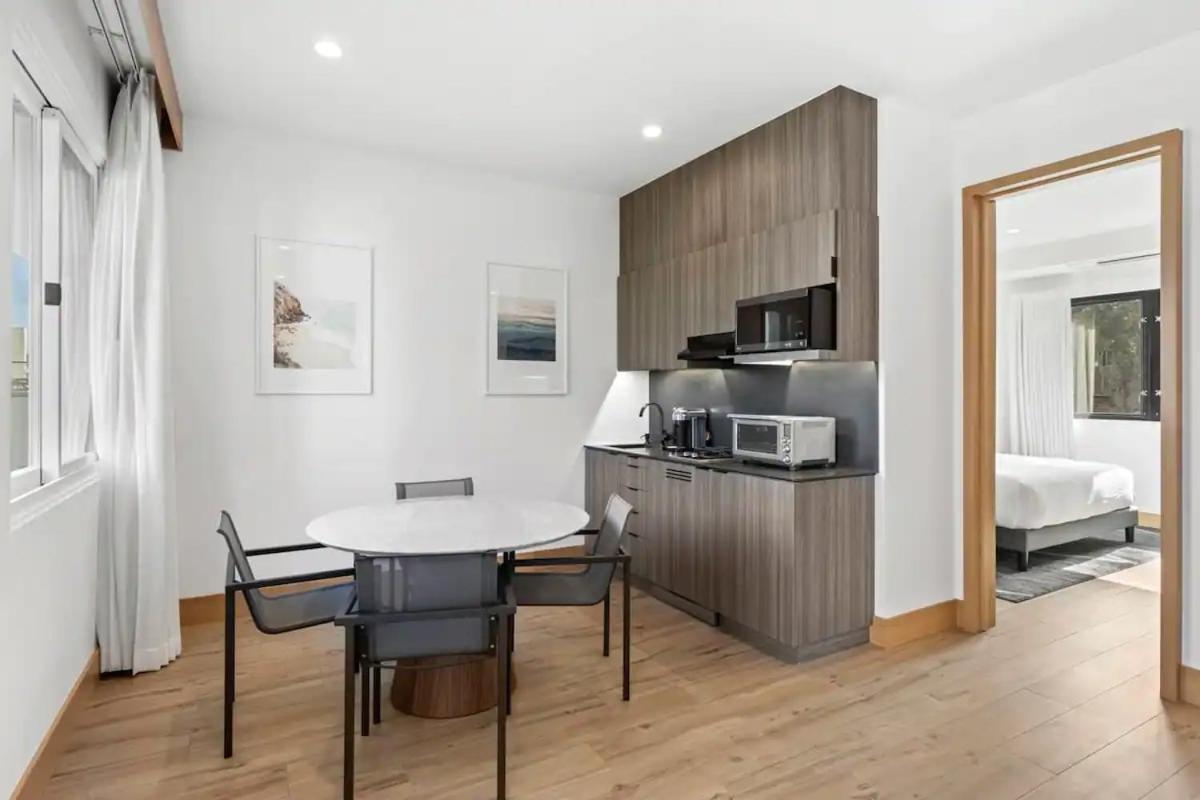Malibu Sand Carbon Beach Suites Екстериор снимка