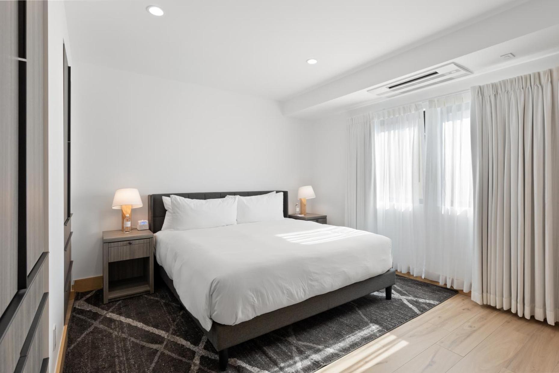 Malibu Sand Carbon Beach Suites Екстериор снимка