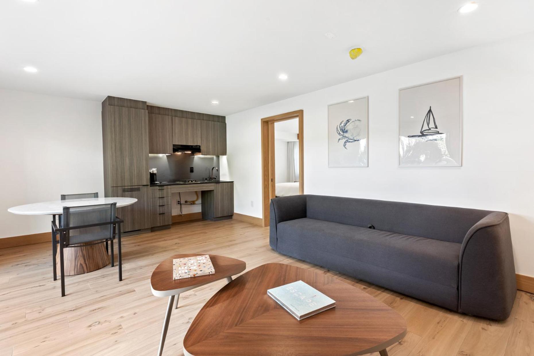Malibu Sand Carbon Beach Suites Екстериор снимка